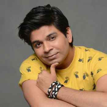 Book Ankit Tiwari