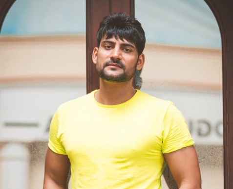 Book Ajay Hooda